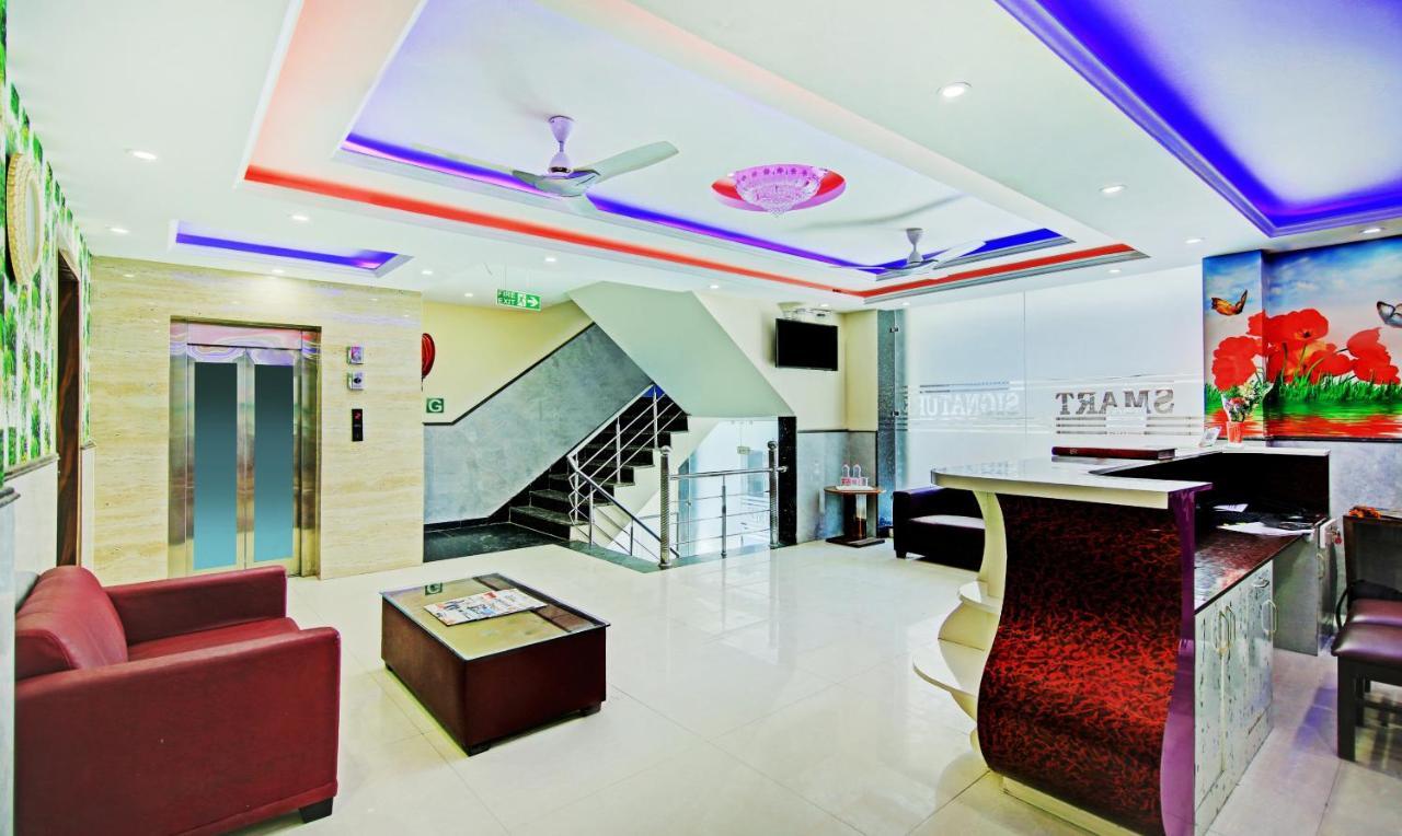 Treebo Trend Smart Signature Nueva Delhi Exterior foto